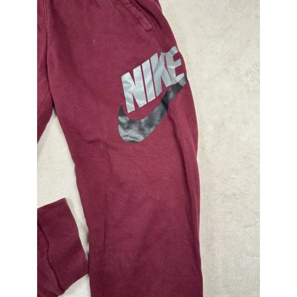 Nike boys large